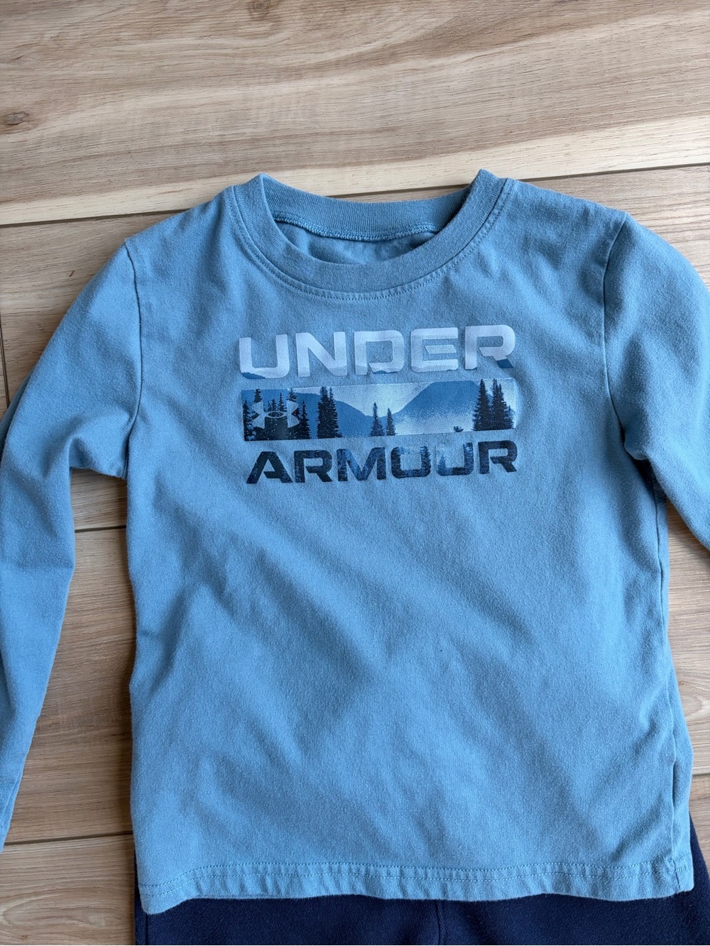 Boys Under Armour Bundle! - Picture 10 of 14